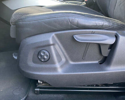 Белый Ауди Ку 5, объемом двигателя 3 л и пробегом 280 тыс. км за 16500 $, фото 17 на Automoto.ua