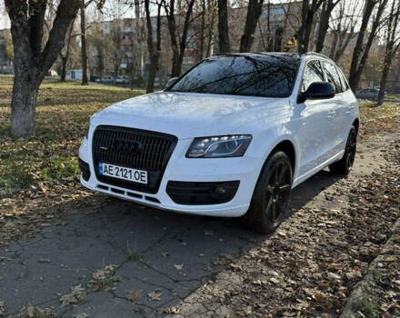Белый Ауди Ку 5, объемом двигателя 1.98 л и пробегом 269 тыс. км за 15000 $, фото 4 на Automoto.ua