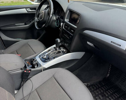 Белый Ауди Ку 5, объемом двигателя 1.97 л и пробегом 375 тыс. км за 14500 $, фото 6 на Automoto.ua