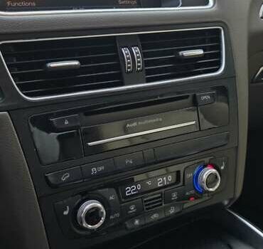 Белый Ауди Ку 5, объемом двигателя 1.98 л и пробегом 194 тыс. км за 17499 $, фото 21 на Automoto.ua