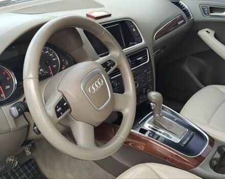 Білий Ауді Ку 5, об'ємом двигуна 1.98 л та пробігом 190 тис. км за 12400 $, фото 11 на Automoto.ua