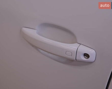 Білий Ауді Ку 5, об'ємом двигуна 2 л та пробігом 265 тис. км за 19500 $, фото 15 на Automoto.ua