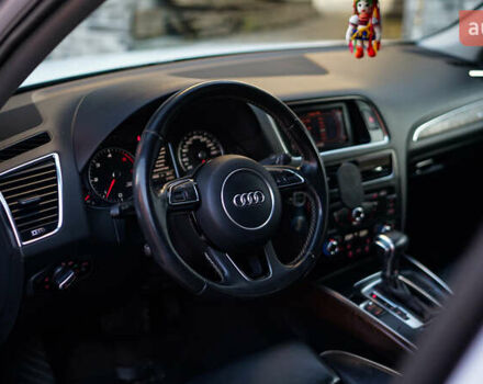 Белый Ауди Ку 5, объемом двигателя 1.97 л и пробегом 200 тыс. км за 16500 $, фото 17 на Automoto.ua