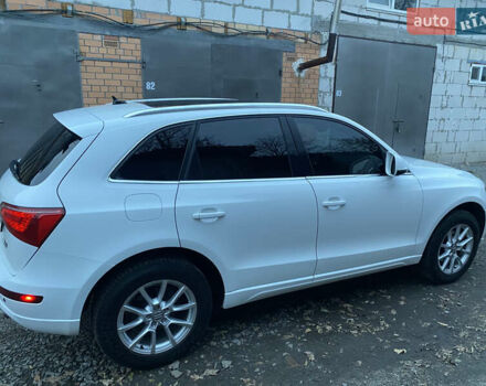 Белый Ауди Ку 5, объемом двигателя 1.98 л и пробегом 150 тыс. км за 13700 $, фото 4 на Automoto.ua