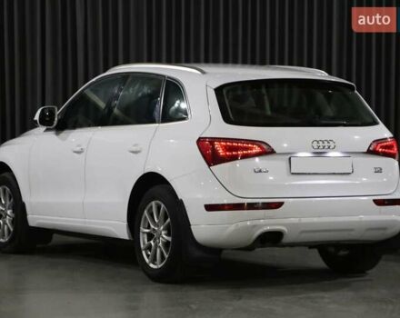 Белый Ауди Ку 5, объемом двигателя 1.97 л и пробегом 137 тыс. км за 18000 $, фото 4 на Automoto.ua