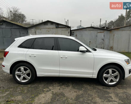 Белый Ауди Ку 5, объемом двигателя 2 л и пробегом 170 тыс. км за 12999 $, фото 13 на Automoto.ua