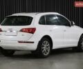 Белый Ауди Ку 5, объемом двигателя 1.97 л и пробегом 137 тыс. км за 18000 $, фото 6 на Automoto.ua