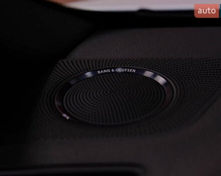 Білий Ауді Ку 5, об'ємом двигуна 2 л та пробігом 265 тис. км за 19500 $, фото 29 на Automoto.ua