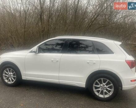 Белый Ауди Ку 5, объемом двигателя 1.98 л и пробегом 150 тыс. км за 13600 $, фото 1 на Automoto.ua