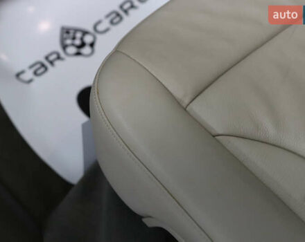 Білий Ауді Ку 5, об'ємом двигуна 2 л та пробігом 179 тис. км за 14900 $, фото 104 на Automoto.ua