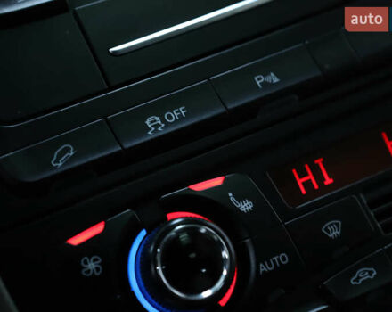 Білий Ауді Ку 5, об'ємом двигуна 2 л та пробігом 179 тис. км за 14900 $, фото 91 на Automoto.ua