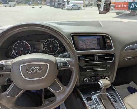 Ауди Ку 5 2012 в Коломые на Automoto.ua Белый Ауди Ку 5, объемом двигателя 3 л и пробегом 172 тыс. км за 15800 $, фото 9 на Automoto.ua