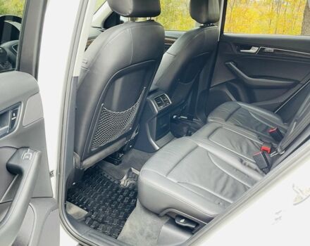 Белый Ауди Ку 5, объемом двигателя 2 л и пробегом 240 тыс. км за 13999 $, фото 6 на Automoto.ua