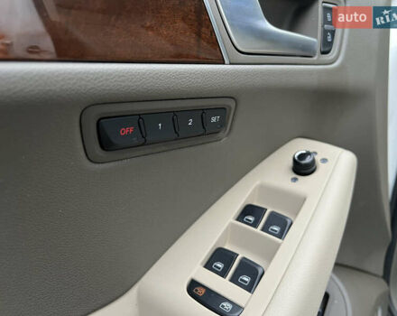 Белый Ауди Ку 5, объемом двигателя 2 л и пробегом 170 тыс. км за 12999 $, фото 32 на Automoto.ua