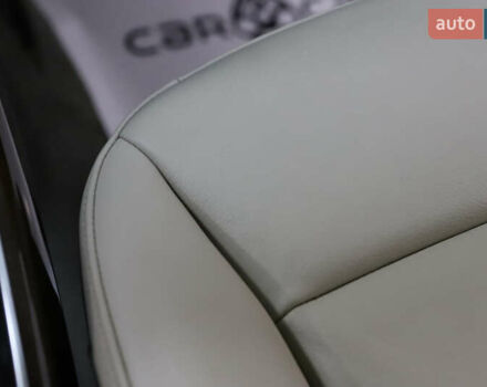 Білий Ауді Ку 5, об'ємом двигуна 2 л та пробігом 179 тис. км за 14900 $, фото 96 на Automoto.ua