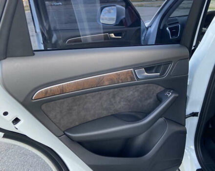 Белый Ауди Ку 5, объемом двигателя 2 л и пробегом 125 тыс. км за 17000 $, фото 8 на Automoto.ua