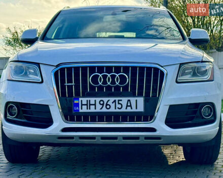 Белый Ауди Ку 5, объемом двигателя 1.98 л и пробегом 201 тыс. км за 12400 $, фото 2 на Automoto.ua