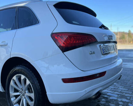 Белый Ауди Ку 5, объемом двигателя 1.98 л и пробегом 241 тыс. км за 12500 $, фото 7 на Automoto.ua