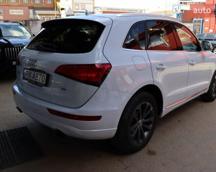 Белый Ауди Ку 5, объемом двигателя 2 л и пробегом 201 тыс. км за 15700 $, фото 2 на Automoto.ua