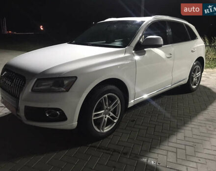 Белый Ауди Ку 5, объемом двигателя 2 л и пробегом 235 тыс. км за 12500 $, фото 7 на Automoto.ua