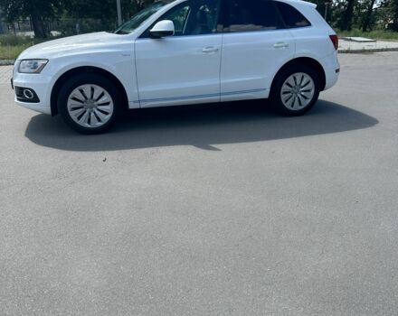 Белый Ауди Ку 5, объемом двигателя 2 л и пробегом 270 тыс. км за 15000 $, фото 2 на Automoto.ua