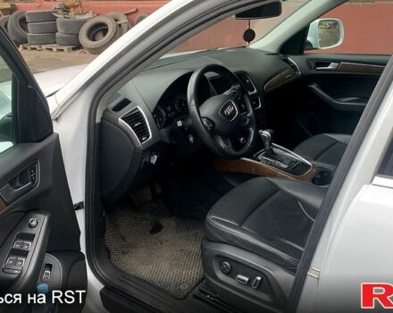 Білий Ауді Ку 5, об'ємом двигуна 2 л та пробігом 270 тис. км за 13800 $, фото 9 на Automoto.ua