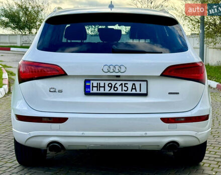 Белый Ауди Ку 5, объемом двигателя 1.98 л и пробегом 201 тыс. км за 12400 $, фото 6 на Automoto.ua