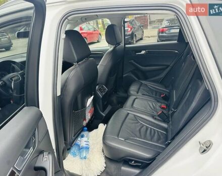 Белый Ауди Ку 5, объемом двигателя 1.98 л и пробегом 211 тыс. км за 12200 $, фото 28 на Automoto.ua