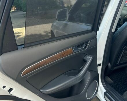 Белый Ауди Ку 5, объемом двигателя 2 л и пробегом 270 тыс. км за 15000 $, фото 17 на Automoto.ua