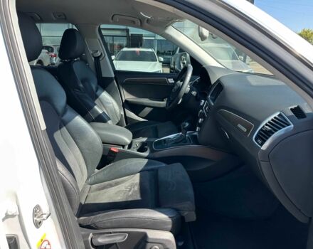 Белый Ауди Ку 5, объемом двигателя 2 л и пробегом 186 тыс. км за 19700 $, фото 12 на Automoto.ua