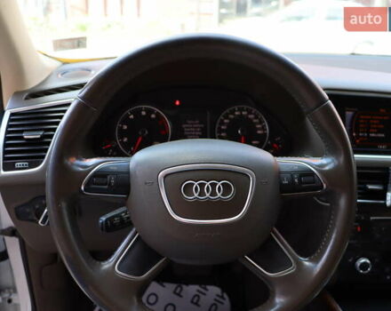Белый Ауди Ку 5, объемом двигателя 2 л и пробегом 201 тыс. км за 15700 $, фото 19 на Automoto.ua