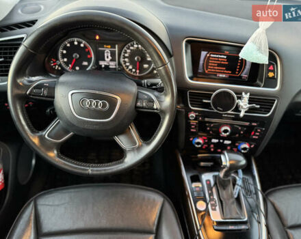 Белый Ауди Ку 5, объемом двигателя 1.98 л и пробегом 220 тыс. км за 14000 $, фото 9 на Automoto.ua