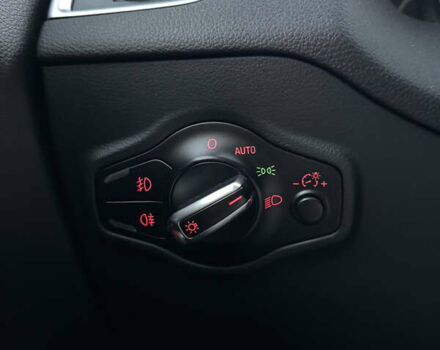 Белый Ауди Ку 5, объемом двигателя 1.98 л и пробегом 220 тыс. км за 14000 $, фото 14 на Automoto.ua