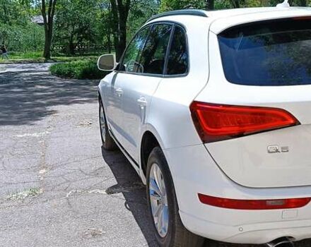 Білий Ауді Ку 5, об'ємом двигуна 1.98 л та пробігом 176 тис. км за 15200 $, фото 16 на Automoto.ua