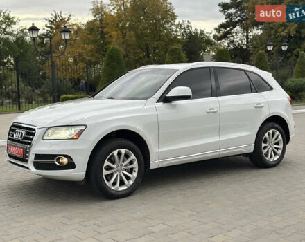 Ауді Ку 5 2013 у Измаиле на Automoto.ua Білий Ауді Ку 5, об'ємом двигуна 1.98 л та пробігом 80 тис. км за 17999 $, фото 11 на Automoto.ua