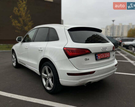 Белый Ауди Ку 5, объемом двигателя 1.97 л и пробегом 194 тыс. км за 15800 $, фото 1 на Automoto.ua