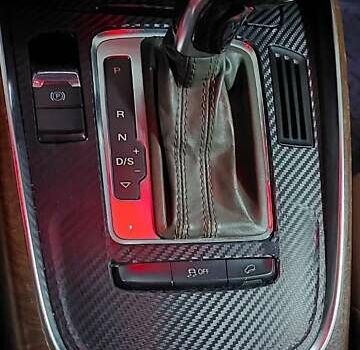 Белый Ауди Ку 5, объемом двигателя 2 л и пробегом 268 тыс. км за 16500 $, фото 11 на Automoto.ua