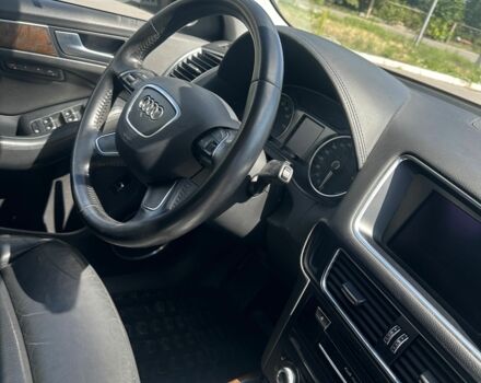 Белый Ауди Ку 5, объемом двигателя 2 л и пробегом 270 тыс. км за 15000 $, фото 8 на Automoto.ua