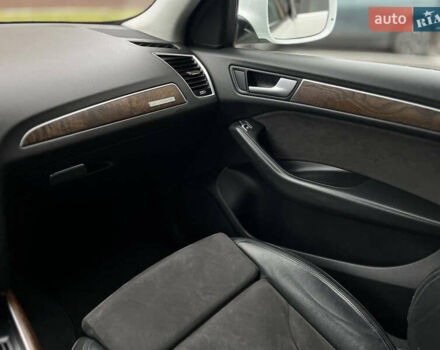 Белый Ауди Ку 5, объемом двигателя 1.97 л и пробегом 194 тыс. км за 15800 $, фото 7 на Automoto.ua