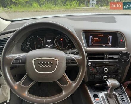 Білий Ауді Ку 5, об'ємом двигуна 2.97 л та пробігом 166 тис. км за 18444 $, фото 8 на Automoto.ua