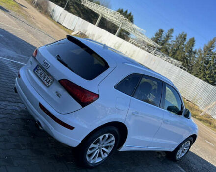 Белый Ауди Ку 5, объемом двигателя 1.98 л и пробегом 241 тыс. км за 12500 $, фото 4 на Automoto.ua