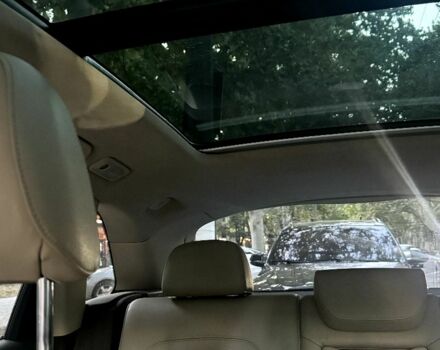 Белый Ауди Ку 5, объемом двигателя 0 л и пробегом 200 тыс. км за 251 $, фото 3 на Automoto.ua