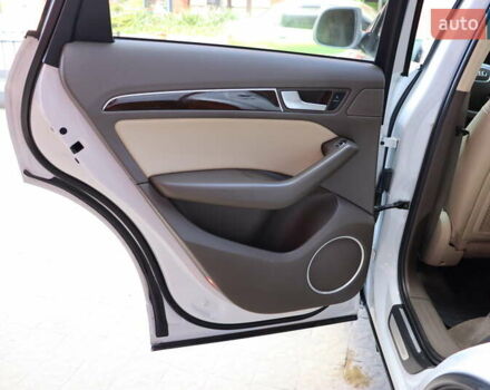 Белый Ауди Ку 5, объемом двигателя 2 л и пробегом 201 тыс. км за 15700 $, фото 28 на Automoto.ua