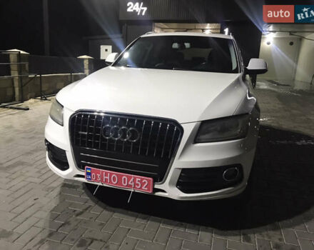Белый Ауди Ку 5, объемом двигателя 2 л и пробегом 235 тыс. км за 12500 $, фото 2 на Automoto.ua