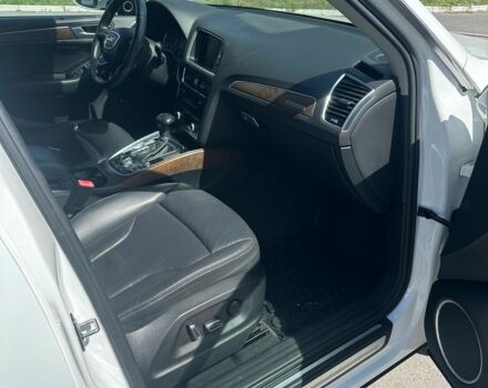 Белый Ауди Ку 5, объемом двигателя 2 л и пробегом 270 тыс. км за 15000 $, фото 6 на Automoto.ua