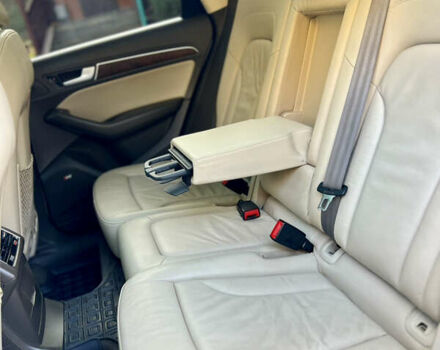 Белый Ауди Ку 5, объемом двигателя 2 л и пробегом 197 тыс. км за 12900 $, фото 28 на Automoto.ua