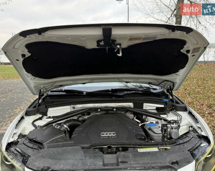 Білий Ауді Ку 5, об'ємом двигуна 3 л та пробігом 181 тис. км за 18999 $, фото 62 на Automoto.ua