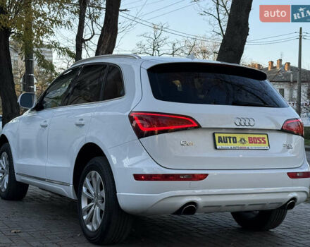 Білий Ауді Ку 5, об'ємом двигуна 2 л та пробігом 196 тис. км за 16300 $, фото 14 на Automoto.ua