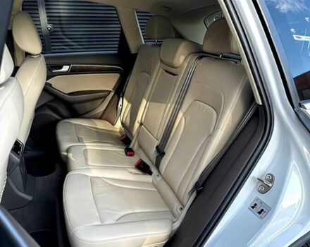 Білий Ауді Ку 5, об'ємом двигуна 3 л та пробігом 89 тис. км за 10600 $, фото 12 на Automoto.ua