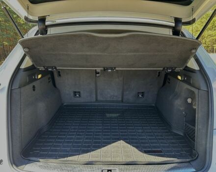 Белый Ауди Ку 5, объемом двигателя 2 л и пробегом 173 тыс. км за 19100 $, фото 4 на Automoto.ua